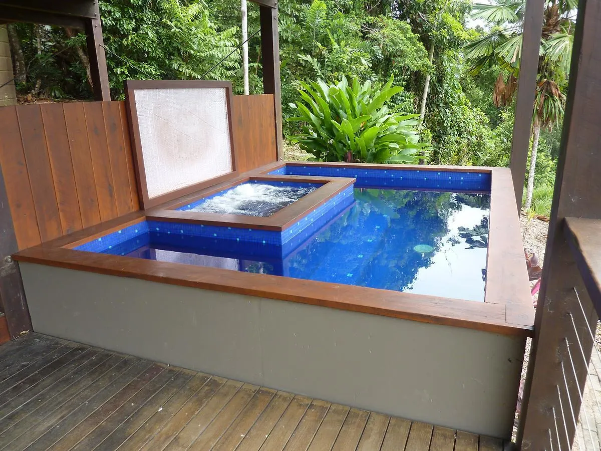 Daintree Holiday Homes - La Vista Cow Bay